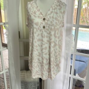 Women's Pink Leopard Print Top